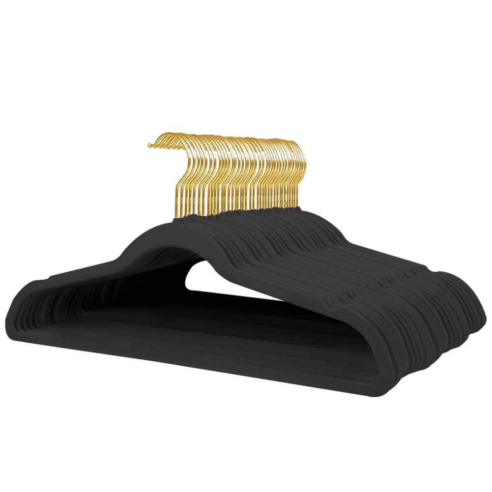 36-Pack velvet Hangers