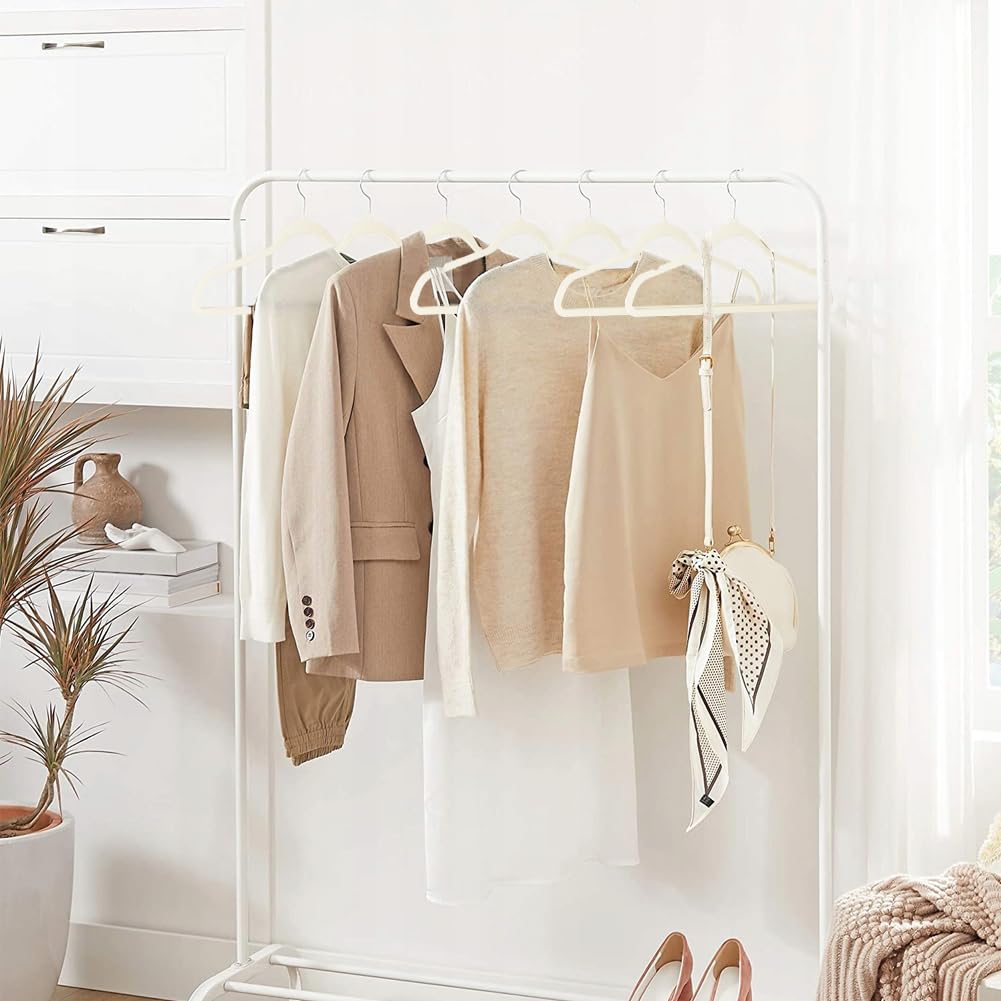 36-Pack velvet Hangers