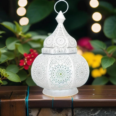 Oriental lantern for outdoors as a garden lantern, or indoors as a lantern