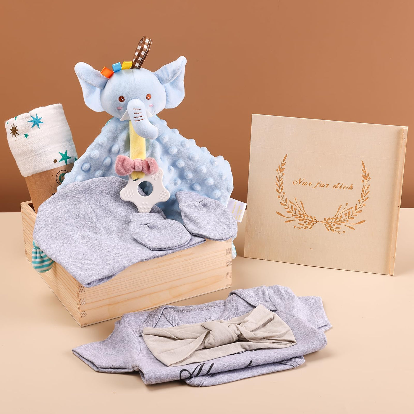 Coffret pour bébé, ensemble 7 en 1 : comprenant une grenouillère, une couverture, une couverture de sécurité, un bonnet pour bébé, des gants pour bébé, un noeud