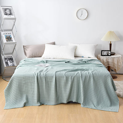 Bedspread cotton waffle pique cuddly blanket