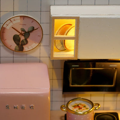 Maison de Poupée Miniature DIY pour les débutants à la Construction, Maison de Poupée Miniature à Construire Soi-même, Kit de Maisons Miniatures avec Outils, Ensemble d'artisanat Maison en Bois, Cuisine