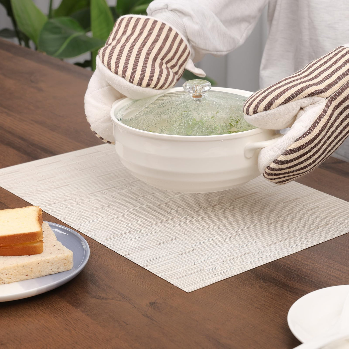Set de 6 sets de table lavables, sets de table tissés antidérapants résistants à la chaleur