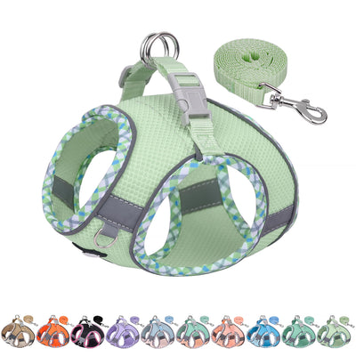 Vest for all weather, reflective pet tableware