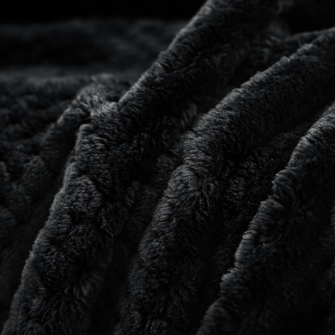 Cuddly blanket Super soft and warm fleece blanket for sofa, couch and bed with waffle pattern, cozy & comfortable blanket