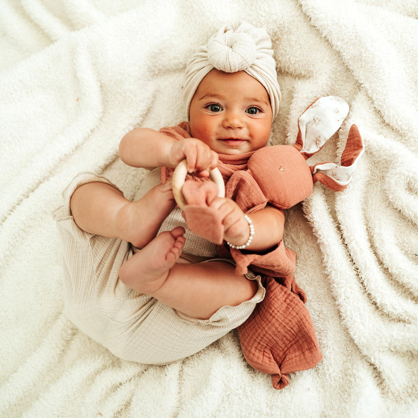 Baby bunny cuddle cloth - muslin cuddle cloth as a baby gift for birth /baby cuddle cloths & comforters/baby cuddly toy