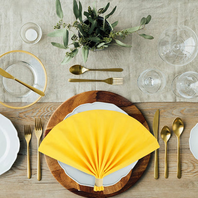 Pack of 12 oversized dinner napkins