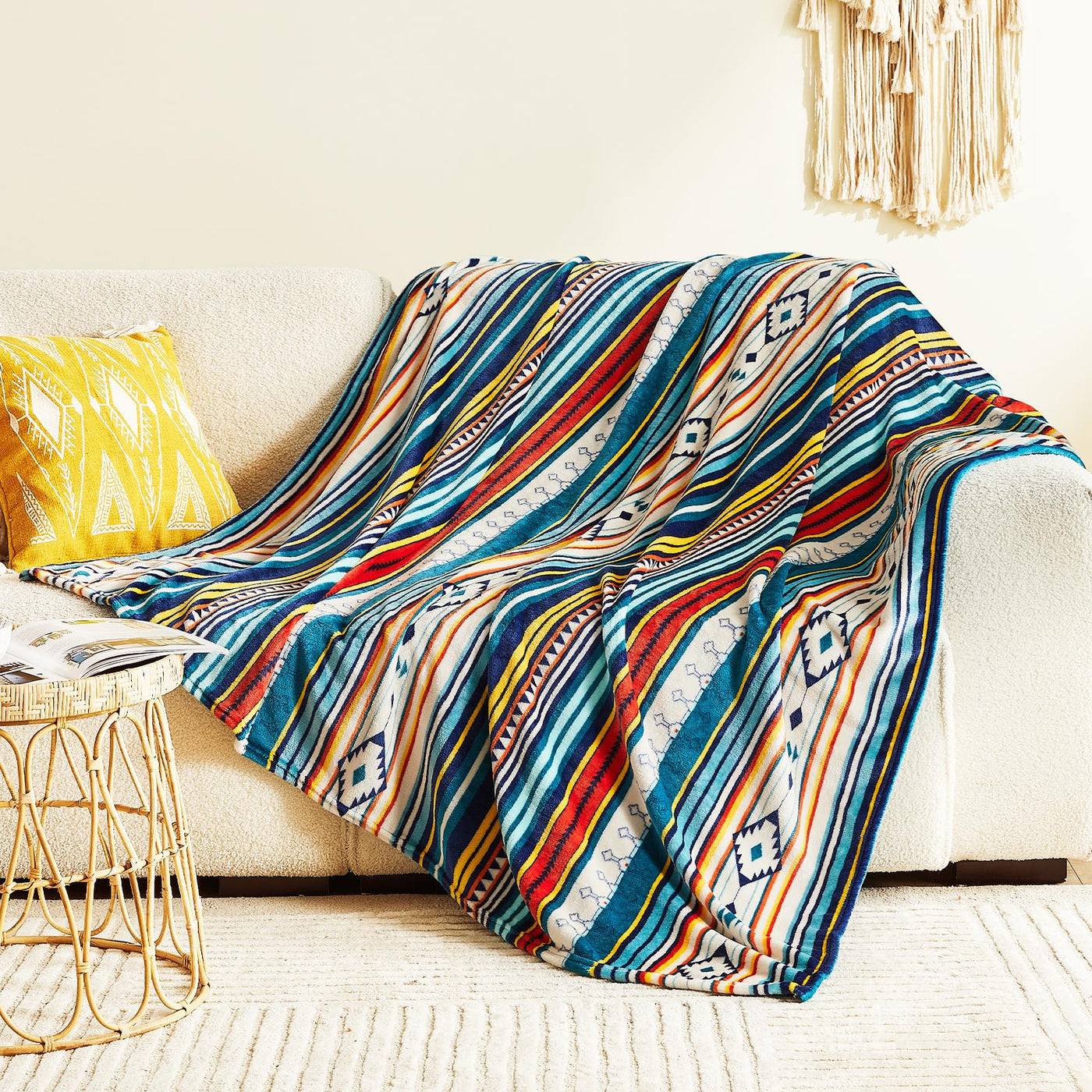 Kuscheldecke, Wohndecke Boho Decke Buntes Streifenmuster
