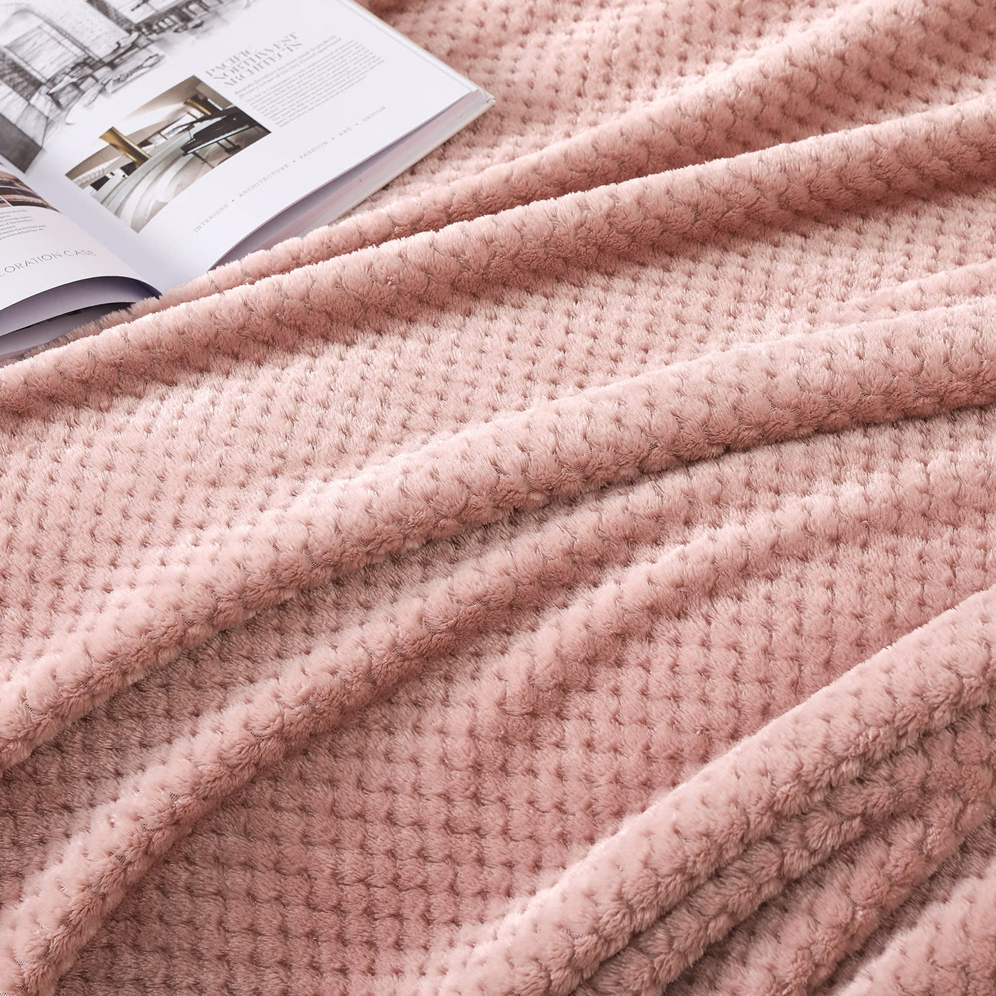 Couverture douillette Couverture en polaire super douce et chaude pour le canapé et le lit avec motif gaufré, couverture douillette et confortable