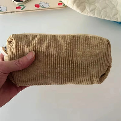 S3f5236d306434b1d90e8ddca7b3b6127v