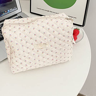 Travel Cosmetic Bag, Quilted Toiletry Bag Ladies, Toiletry Bag Ladies with Floral Pattern, Cosmetic Bag Large Capacity