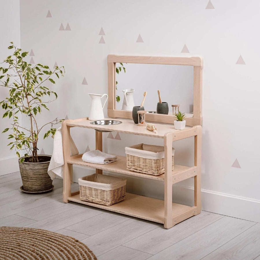 Children's washbasin with mirror