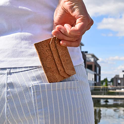 lightweight cork wallet with RFID protection