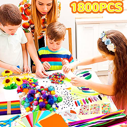 1800+PCS Bastelpackung Kinder Bastelpackung, DIY Kunst Bastelpackung, Bastelmaterial mit Pfeifenreiniger, Pompons, Papier, Edelstein, Kulleraugen, Federn, Perlen, Feder